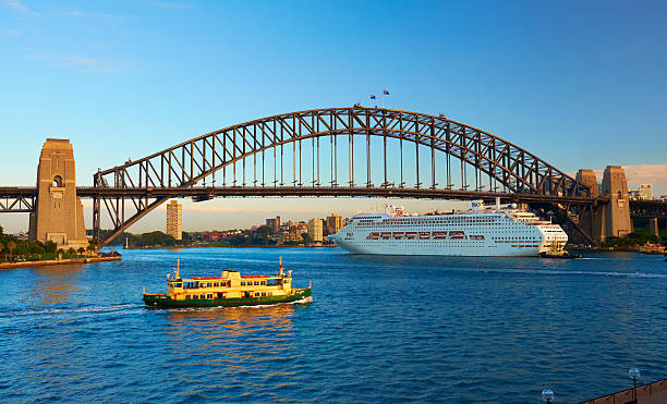 ferry y crucero p &o crucero pacific jewel en el puerto de sydney - p and o cruises fotografías e imágenes de stock