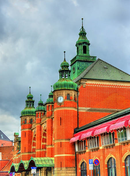 istock Lubeck Hauptbahnhof railway station - Germany 615091366
