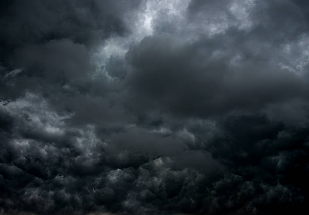 stürmische wolken für den hintergrund - storm cloud cloud cloudscape cumulonimbus stock-fotos und bilder