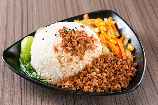 Steamed Rice with Red-Cooked Pork,Chinese fast food