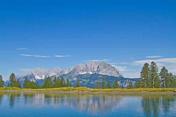 view to wilder kaiser mountains - ackerlspitze imagens e fotografias de stock