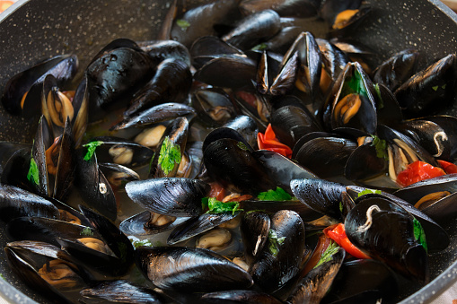 impepata of mussels Neapolitan dish consisting of mussels cooked with tomatoes and seasoned with pepper