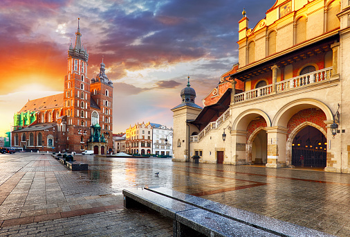 Plaza del mercado de Cracovia, Polonia  photo