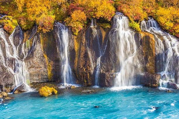 hraunfossar watefalls, borgarfjordur, western iceland - mount pore imagens e fotografias de stock