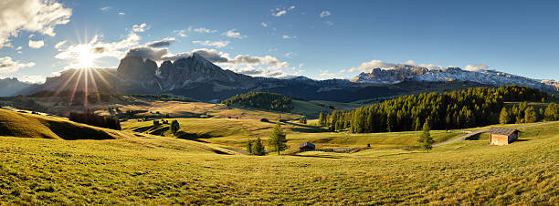 alps sunrise green mountain panorama landscape, alpe di siusi - austria tirol cloud land imagens e fotografias de stock
