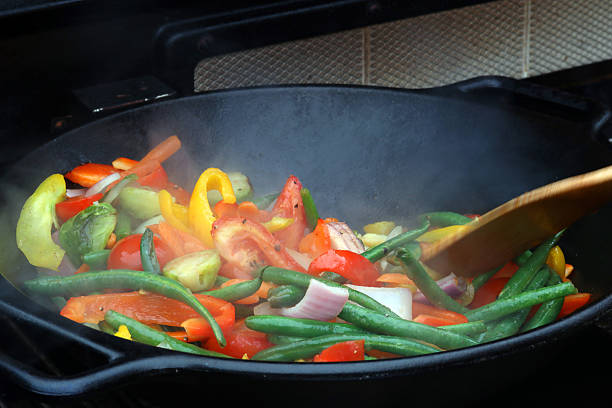 istock Wok stir fry 615486548