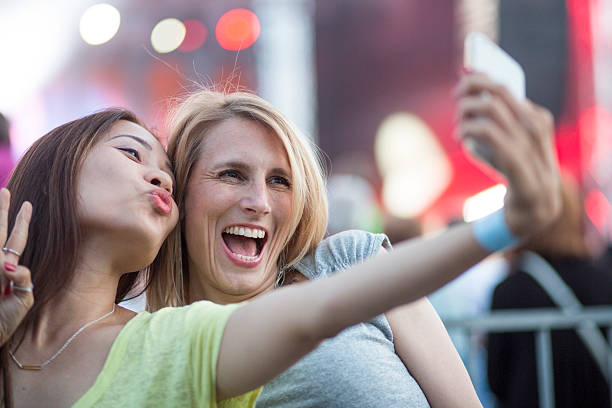 istock Live Music Concert 615490328