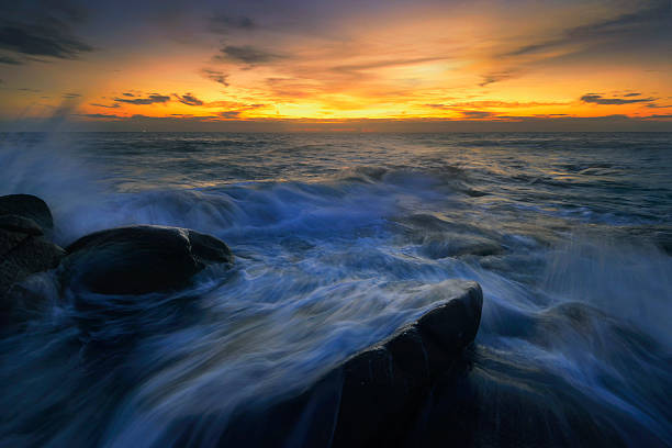 istock Amazing seascape during sunset 615611606