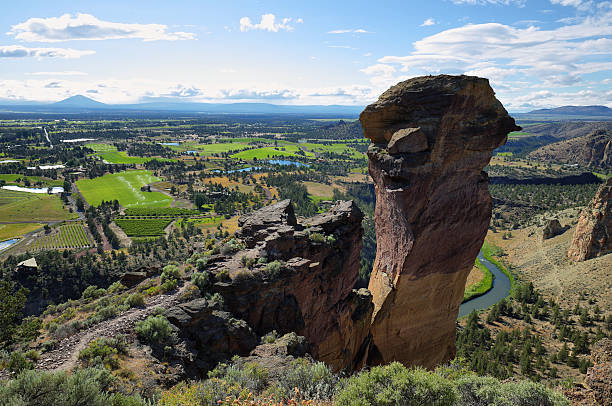 małpa twarz, smith rock park - crooked river zdjęcia i obrazy z banku zdjęć