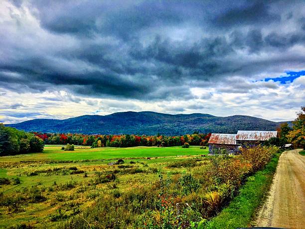 istock New Hampshire Farm in October 615801406
