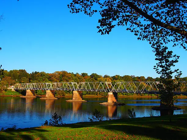 Fortieth Street Bridge, also called Washington Crossing Bridge is a truss bridge spanning the Delaware River that connects Washington Crossing, Hopewell Township in Mercer County, New Jersey with Washington Crossing, Upper Makefield Township in Bucks County, Pennsylvania.OLYMPUS DIGITAL CAMERA