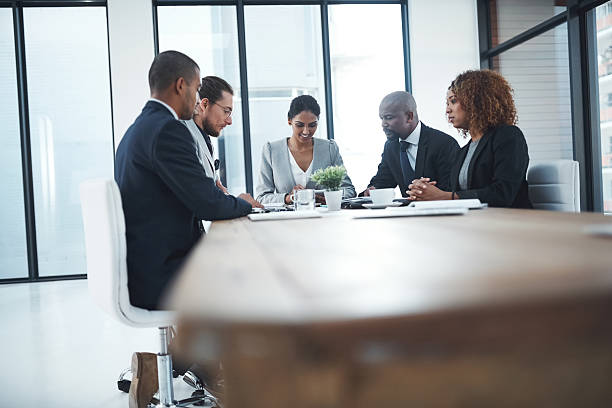 istock Discussing matters of business 615893500