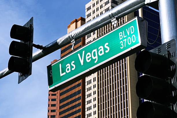 istock Las Vegas Boulevard Sign 615899388
