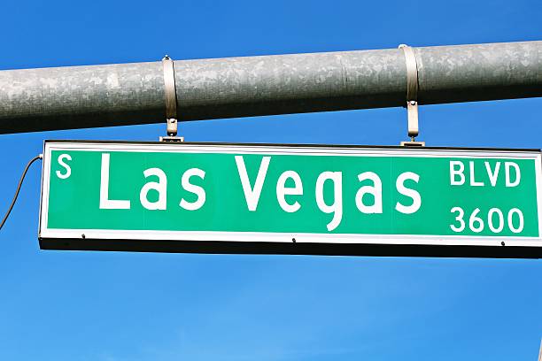 istock Las Vegas Boulevard Sign 615900092