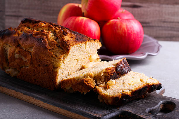 istock Spicy apple loaf cake, sliced 615906776