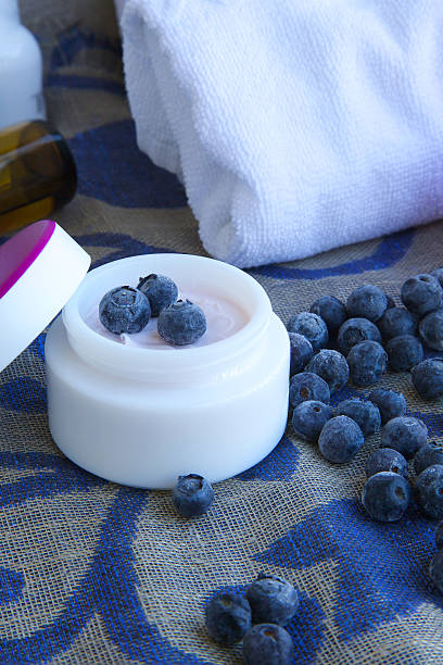 istock Face cream with blueberry seed oil 616010618