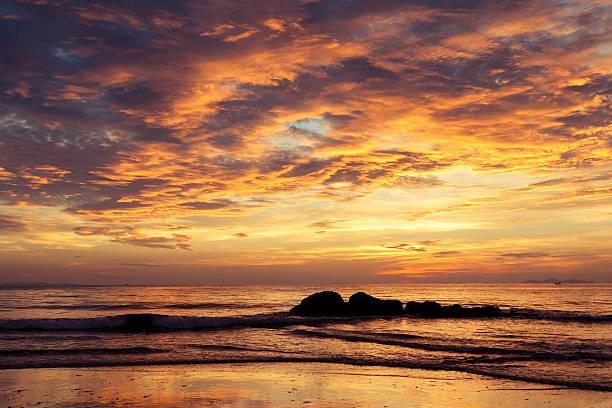 istock Colorful dawn over the sea. 616106088