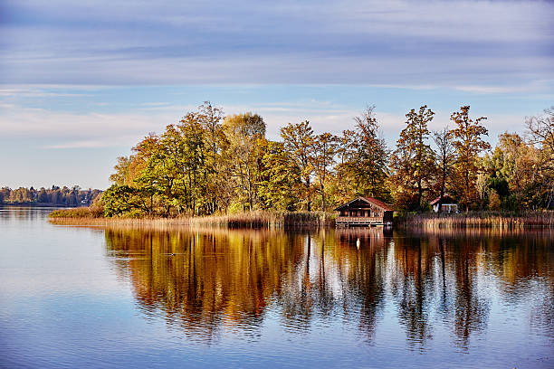 istock Autumn at The Staffelsee 616117310