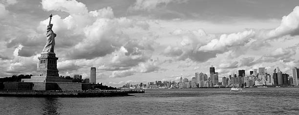 istock Statue of liberty 616128386