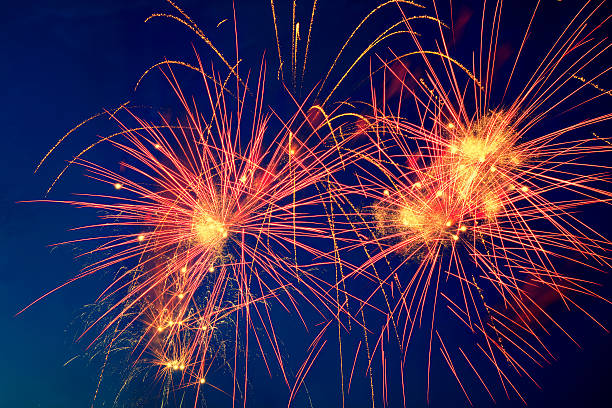 fuochi d’artificio - firework display celebration party fourth of july foto e immagini stock