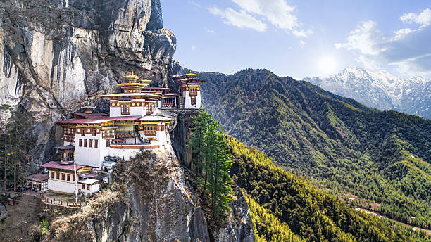 taktshang goemba или гнездо тигра храм или гнездо тигра монастырь - taktsang monastery фотографии стоковые фото и изображения