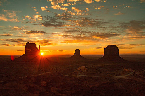istock Monument Valley on the border between Arizona and Utah 616254326