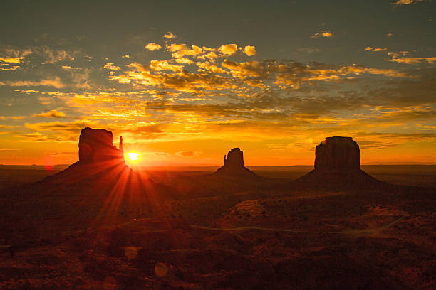 istock Monument Valley on the border between Arizona and Utah 616254558