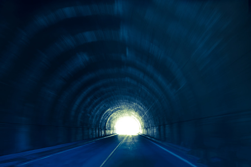 Driving thru a tunnel, I snapped this picture.