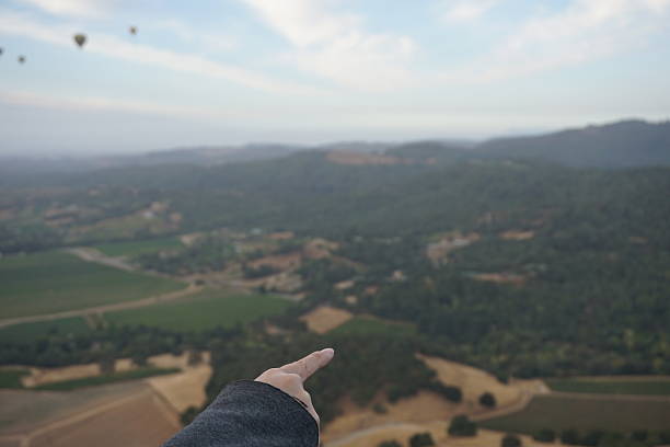 ナパの熱気球 - hot air balloon california napa napa valley ストックフォトと画像