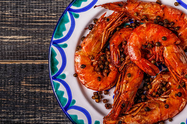 istock Grilled shrimp with green pepper. 617568714