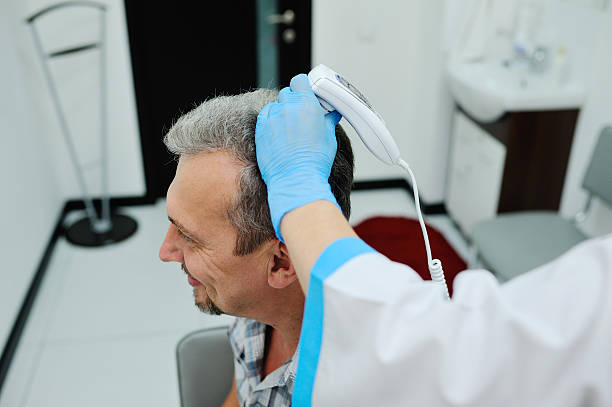 istock diagnostics hair and scalp. Trihoskopiya. 617574538