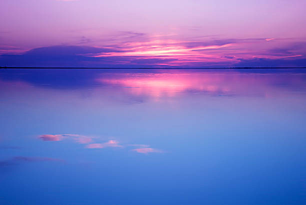 istock Tranquil scenery in blue and pink colors 617581018