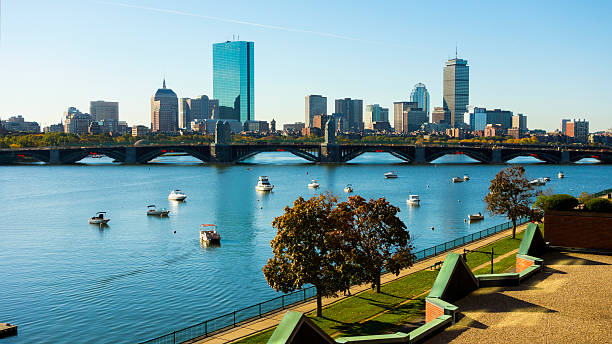 beautiful boston, massachusetts, stany zjednoczone - boston skyline harbor city zdjęcia i obrazy z banku zdjęć