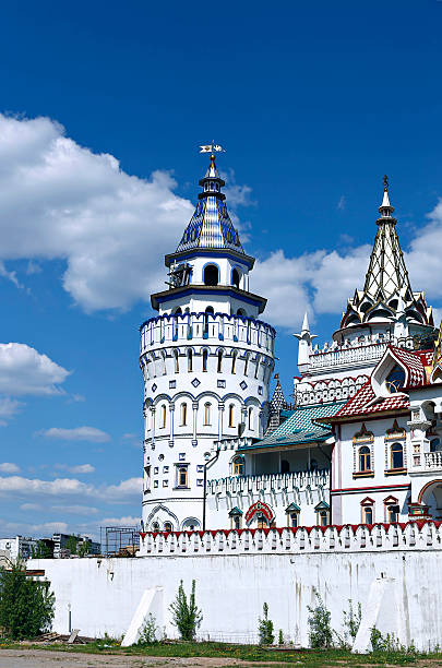 istock Izmailovskiy Kremlin in Moscow 617592988