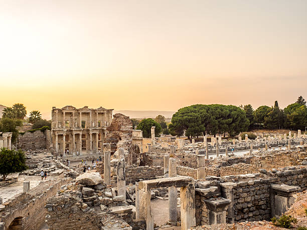 ephesus, unesco-weltkulturerbe. - selcuk stock-fotos und bilder