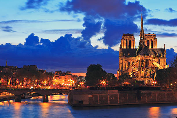 istock Notre Dame de Paris at night 617741094