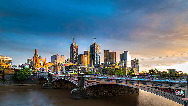Melbourne melbourne with princess bridge and flinders street station yarra river stock pictures, royalty-free photos & images