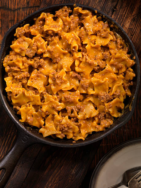 istock Skillet Cheesy Lasagne 617863558