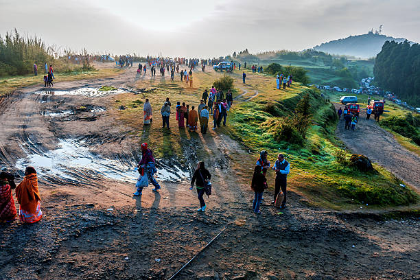 Indians on Tiger Hill Watching Sunrise, Darjeeling, West Bengal, India Darjeeling, India - May 19, 2012: Crowd gathering to enjoy the sunrise, famous place, Darjeeling, West Bengal, India,Nikon D3x tiger hill stock pictures, royalty-free photos & images