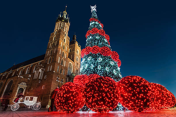 cracovia, polonia durante il natale - lesser poland foto e immagini stock