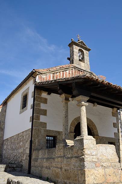 istock Exterior of hermitage in  Candelario 618182140