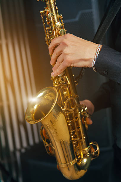 musikinstrument sax nahaufnahme - close up musical instrument saxophone jazz stock-fotos und bilder