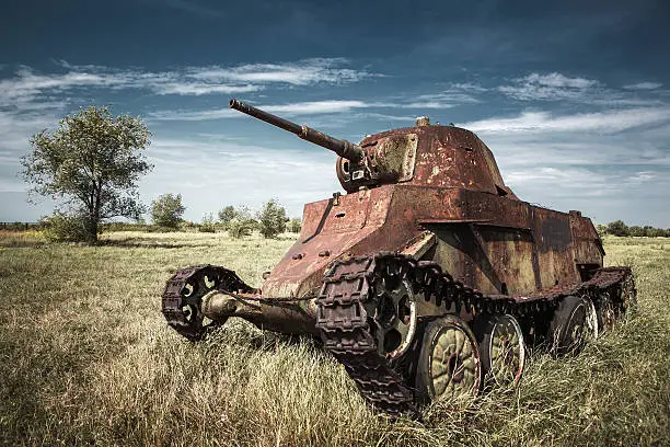 Photo of old rusty military tank