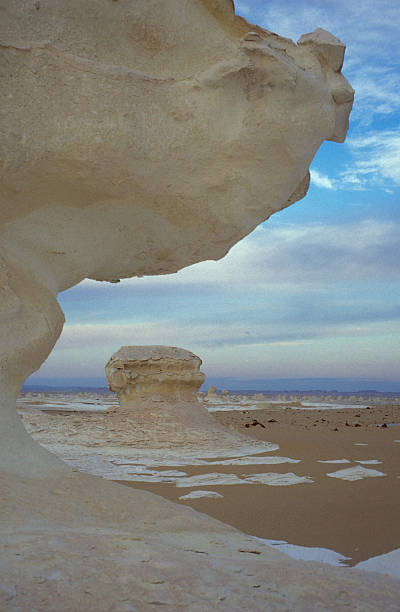 istock AFRICA EGYPT SAHARA FARAFRA WHITE DESERT 618332982