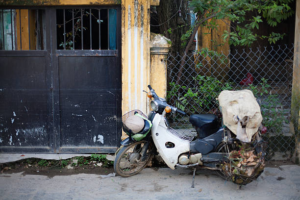 istock Scooter Hoi An Vietnam 618333926