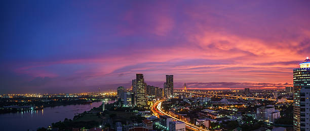 istock Panoramic cityscape of Bangkok 618422924