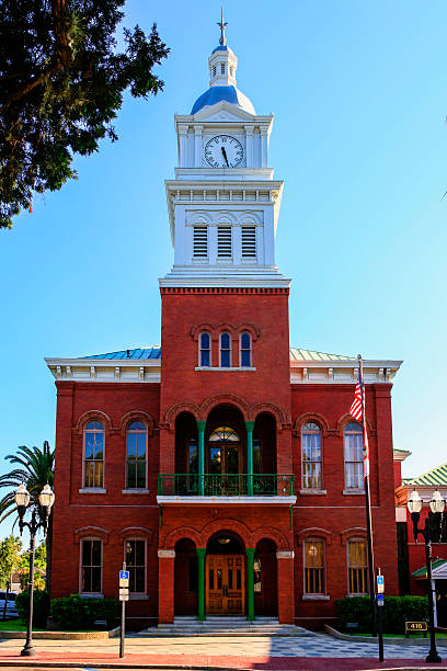 Nassau County Historic Courthouse building in Fernandina Beach City, Florida Fernandina Beach, FL, USA - September 7, 2016: Nassau County Historic Courthouse building in Fernandina Beach City, Florida fernandina beach stock pictures, royalty-free photos & images