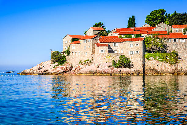 istock Sveti Stefan, Montenegro 618443960