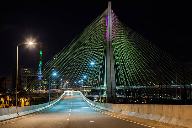 Empty avenue cable stayed bridge in Sao Paulo Brazil Empty avenue - cable stayed bridge in Sao Paulo - Brazil - at night cable stayed bridge stock pictures, royalty-free photos & images