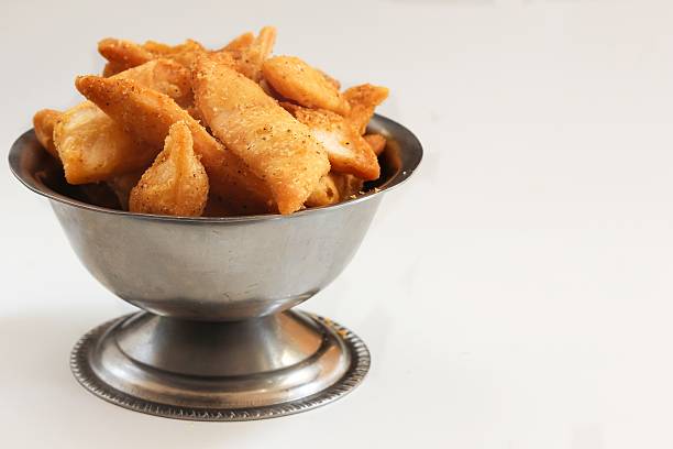 istock Masala para- Deep fried Diwali snack on white background 618455470